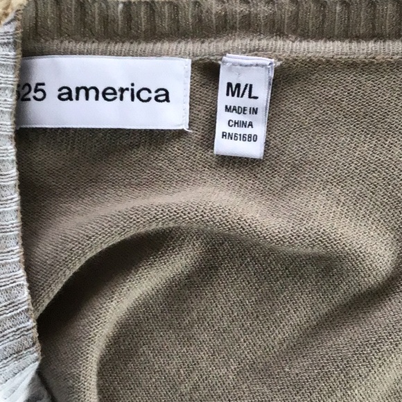 525 America   spray dye  sweater top - Picture 9 of 10